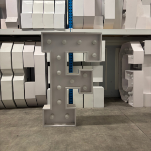 Lettre Géante Lumineuse "F"