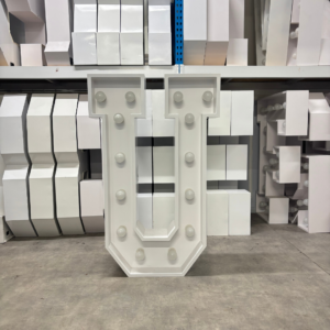 Lettre Géante Lumineuse "U"