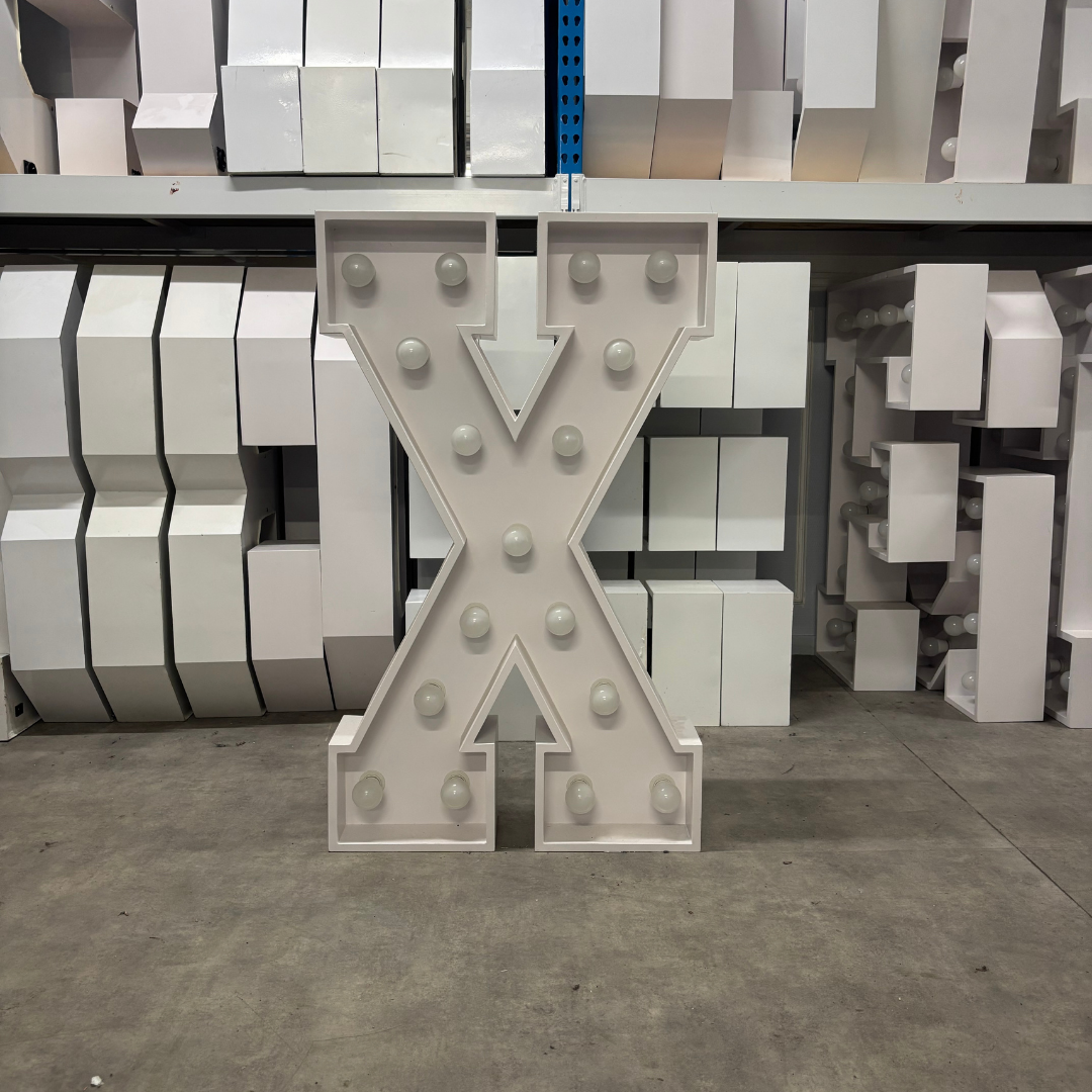 Lettre Géante Lumineuse "X"