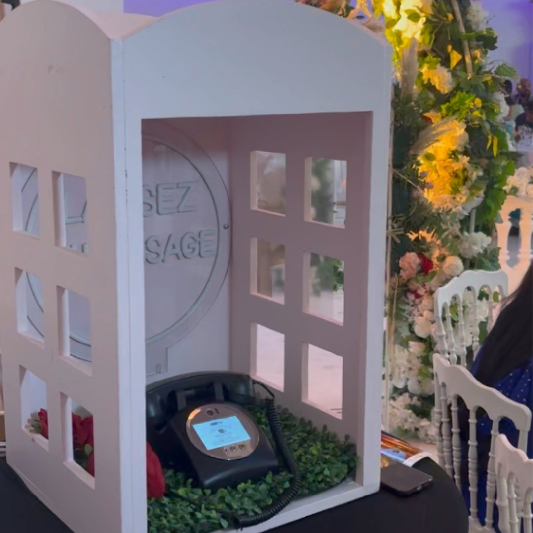 Cabine Rose pour Livre d'Or