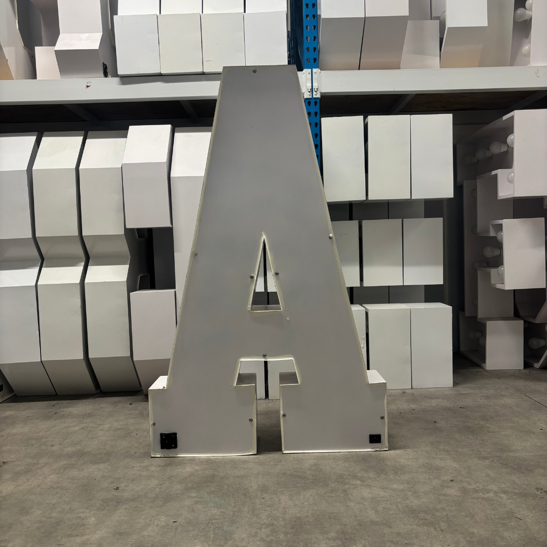 Lettre Géante Lumineuse "A" – Image 2