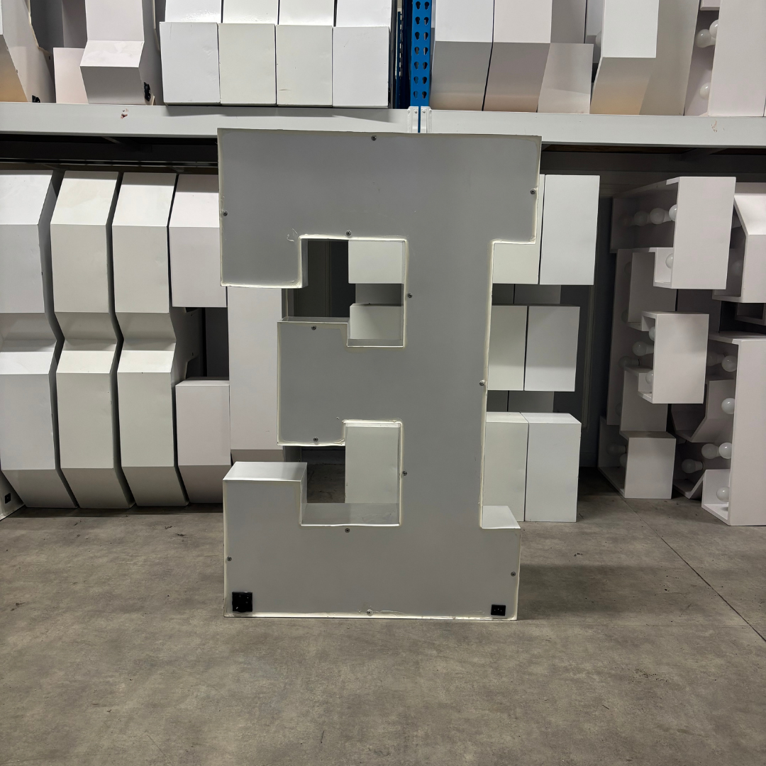 Lettre Géante Lumineuse "E" – Image 2