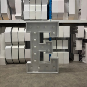 Lettre Géante Lumineuse "E"