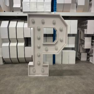 Lettre Géante Lumineuse "P"