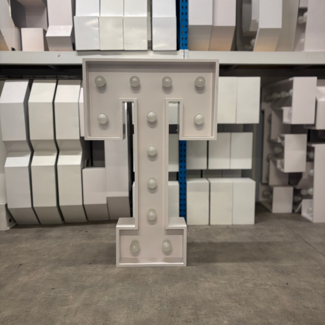 Lettre Géante Lumineuse "T"