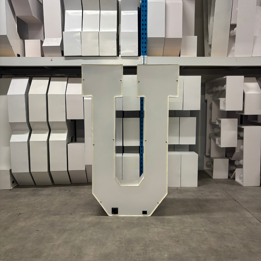 Lettre Géante Lumineuse "U" – Image 2